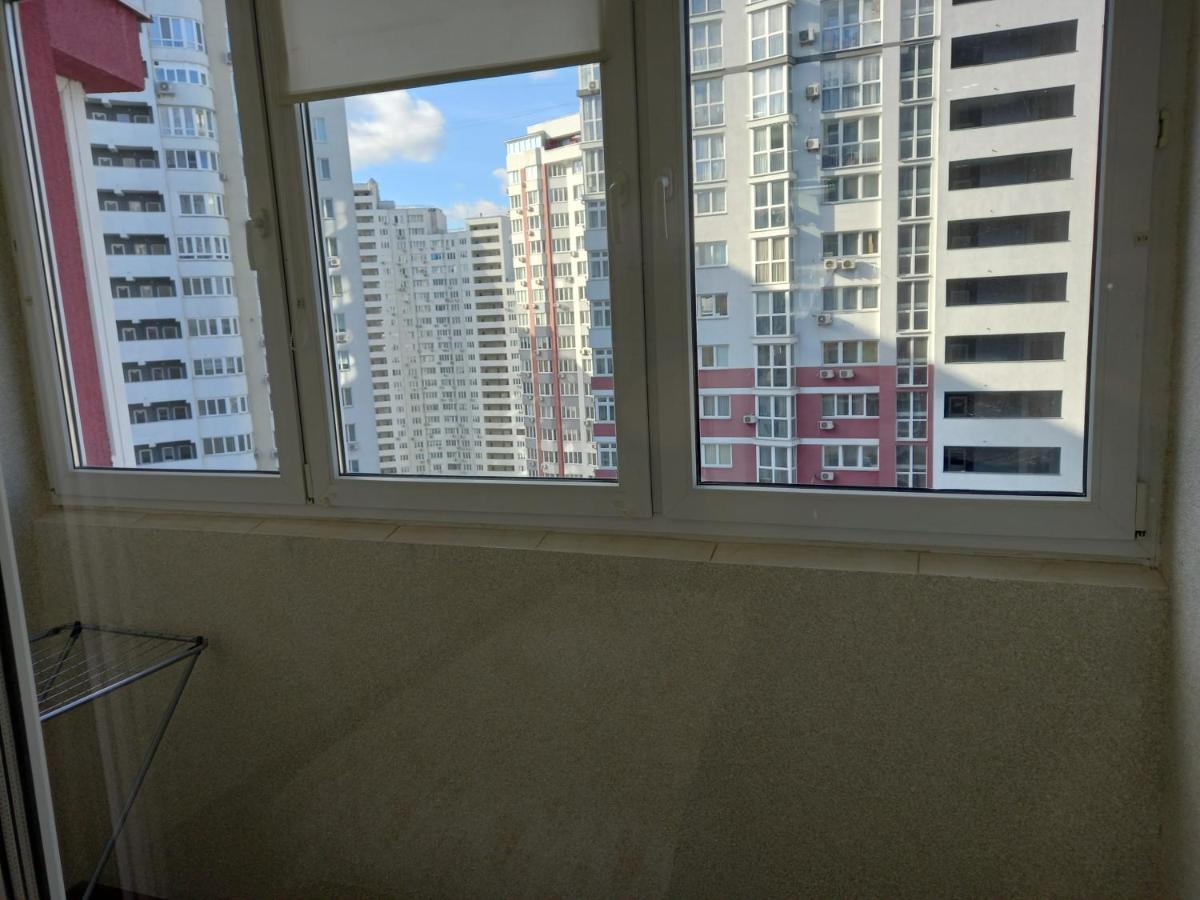 Smart Drahomanova Kyiv